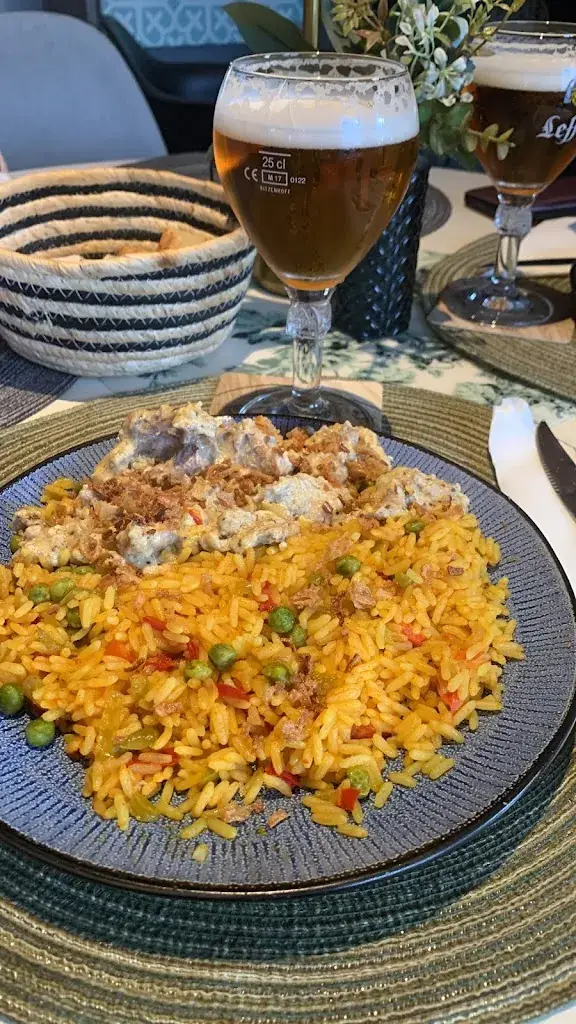 EmaSerra onMeCode_Café du Nord_Tillé_review