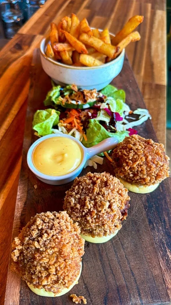 LA PETITE TERRASSE restaurant-brasserie_Templemars_slider_image_3