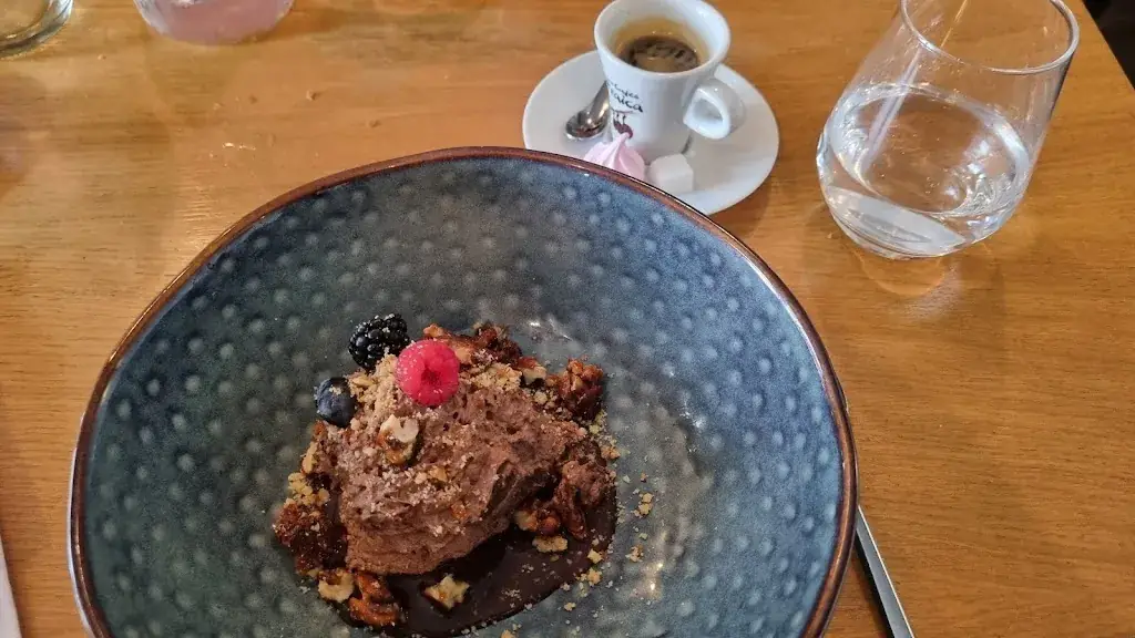 Aslan Hezareh_Restaurant La Maison Haute_Crolles_review