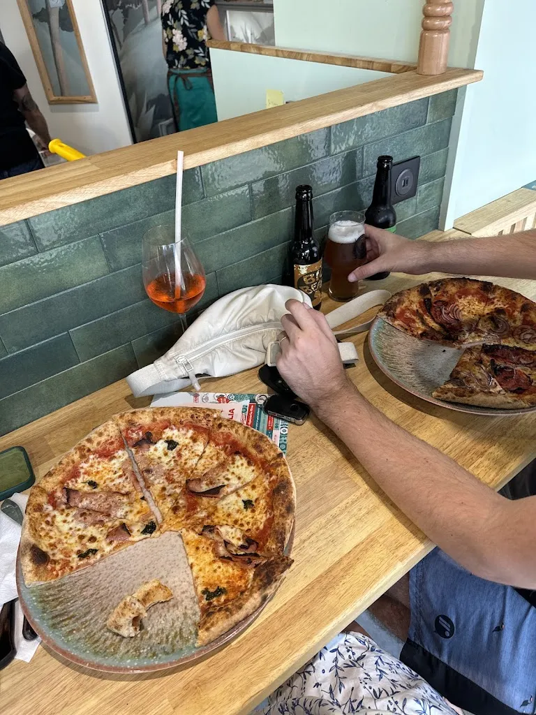 Samantha Torres_Piccolo Bello_Leffrinckoucke_review