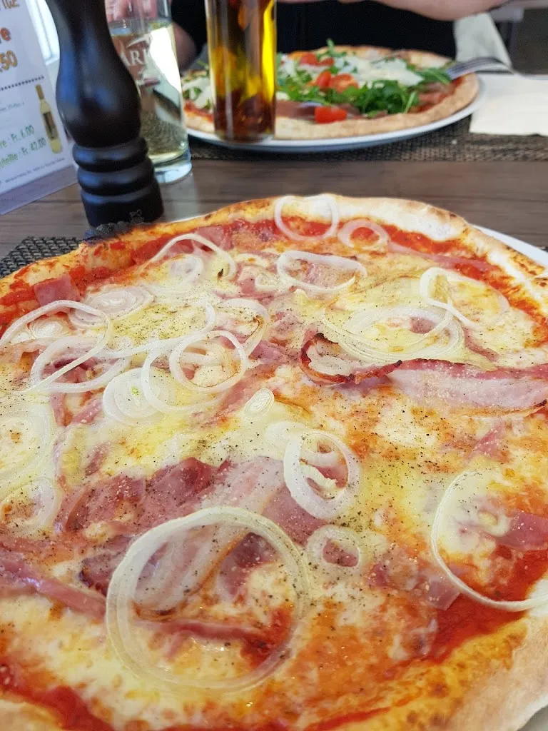 Oleg Eliseev_Tradita_Bulle_review