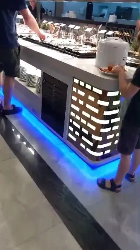 LE PARTAGE_Trie-Château_slider_image_2