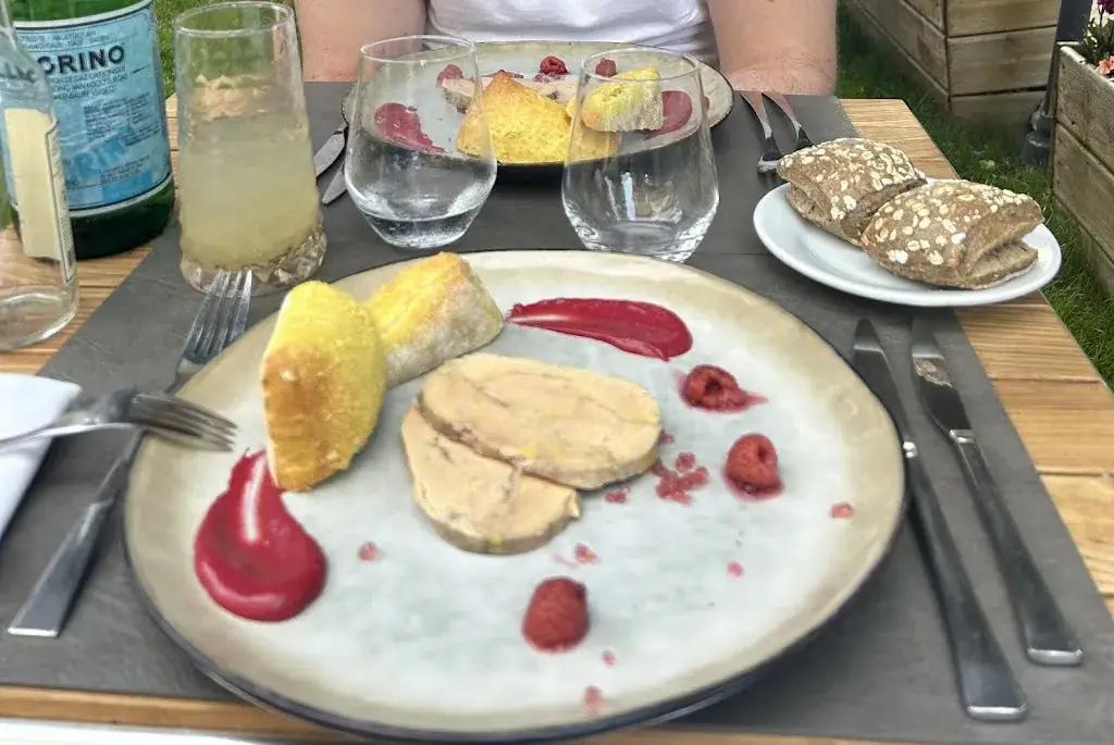 sarah bachiri_Auberge du Mont Saint-Mard_Vieux-Moulin_review