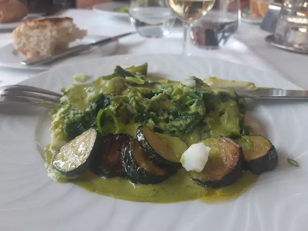 Le Mona Lisa Restaurant D'application Restaurant in Trith-Saint-Léger