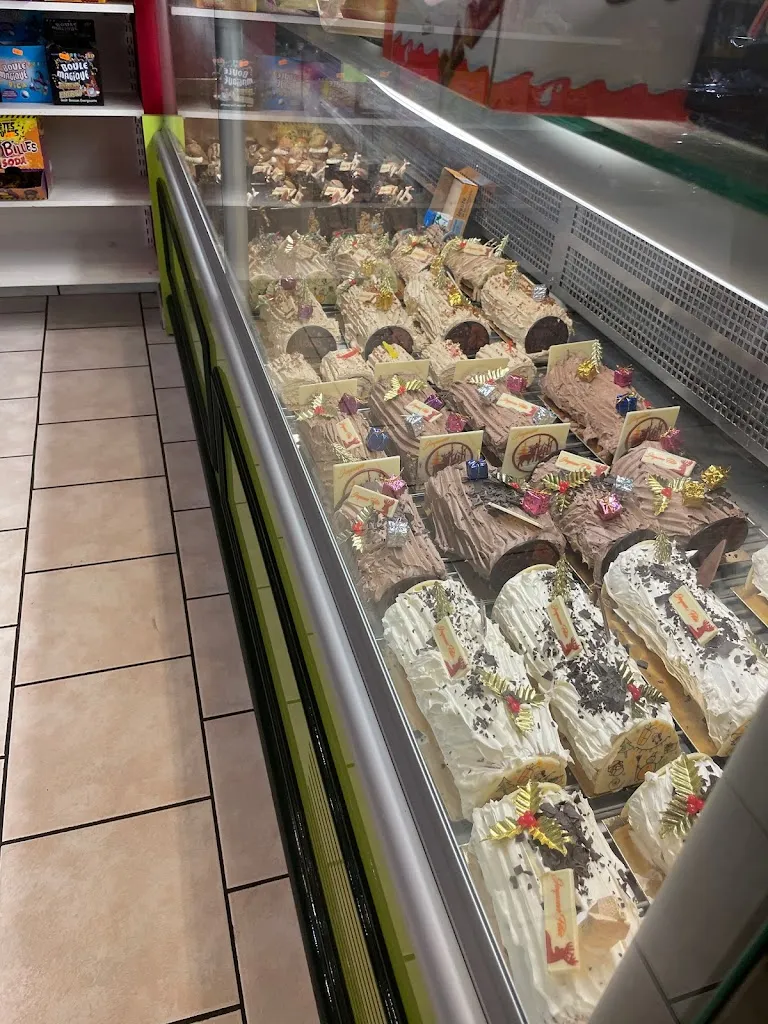 Au Croissant Chaud_Trith-Saint-Léger_slider_image_1