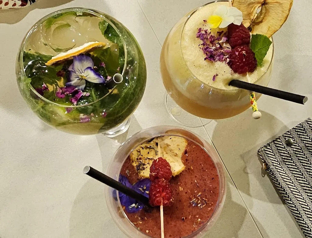 Elodie Baldivia_Les Savoureux_Valenciennes_review