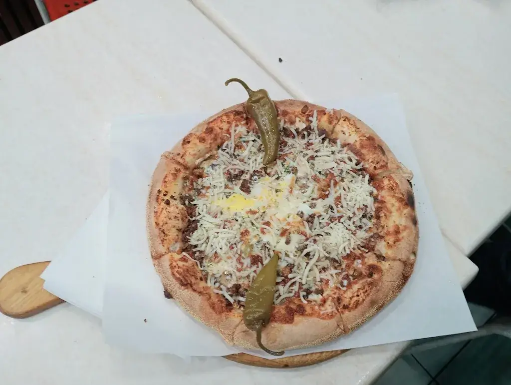 Pizza Larena restaurant à Vailly-sur-Aisne