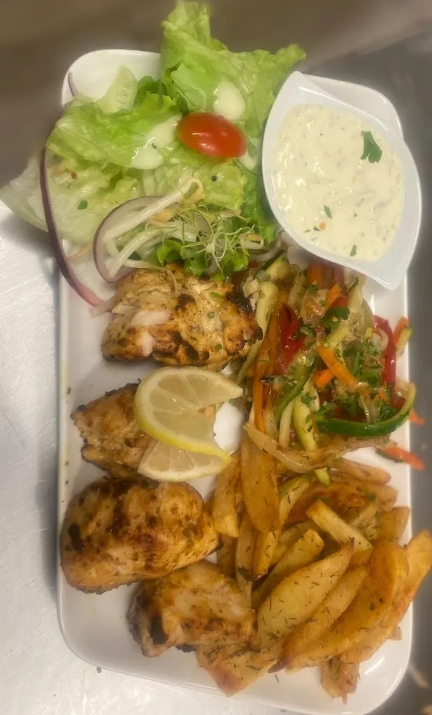 Amrit Uppal_PLANET GRILL_Crolles_review