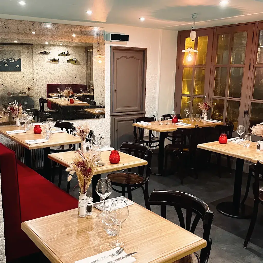 BISTROT DE LA PLACE - SENLIS_Senlis_slider_image_1