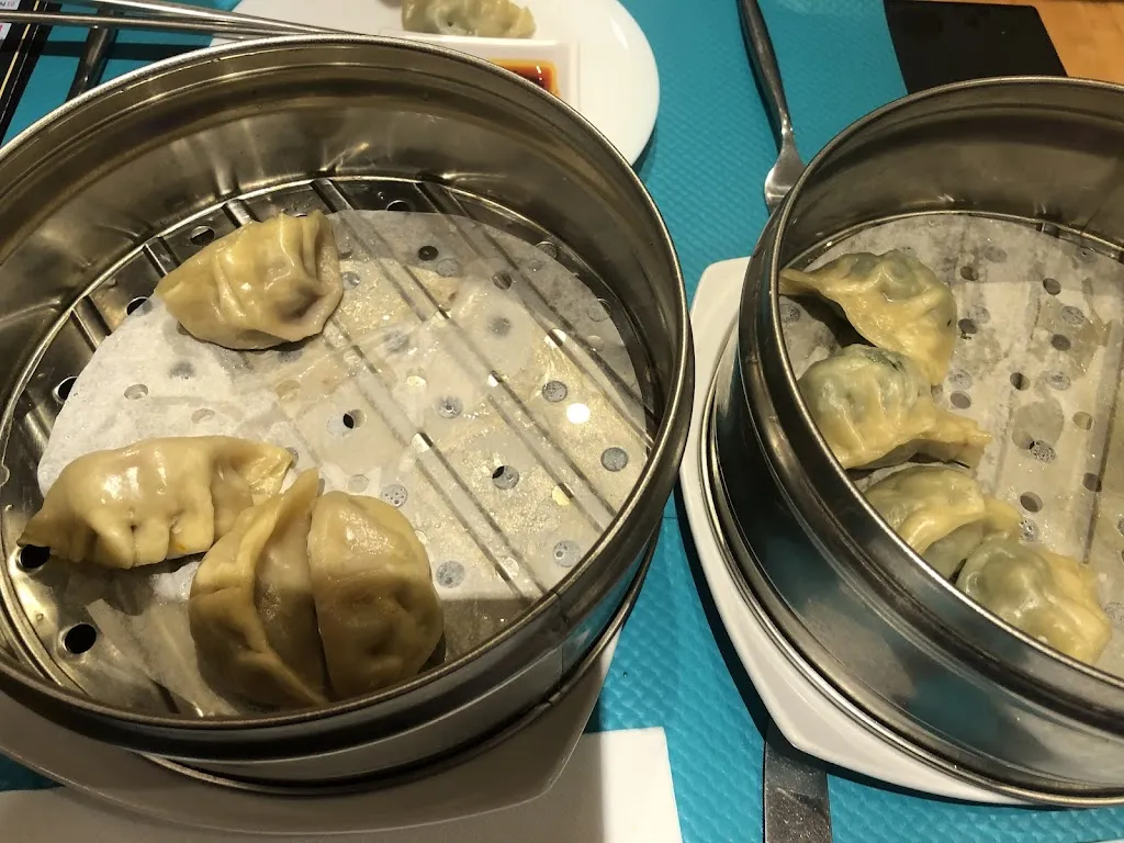 Johannes B._Le Tibet Restaurant spécialités asiatiques_Senlis_review