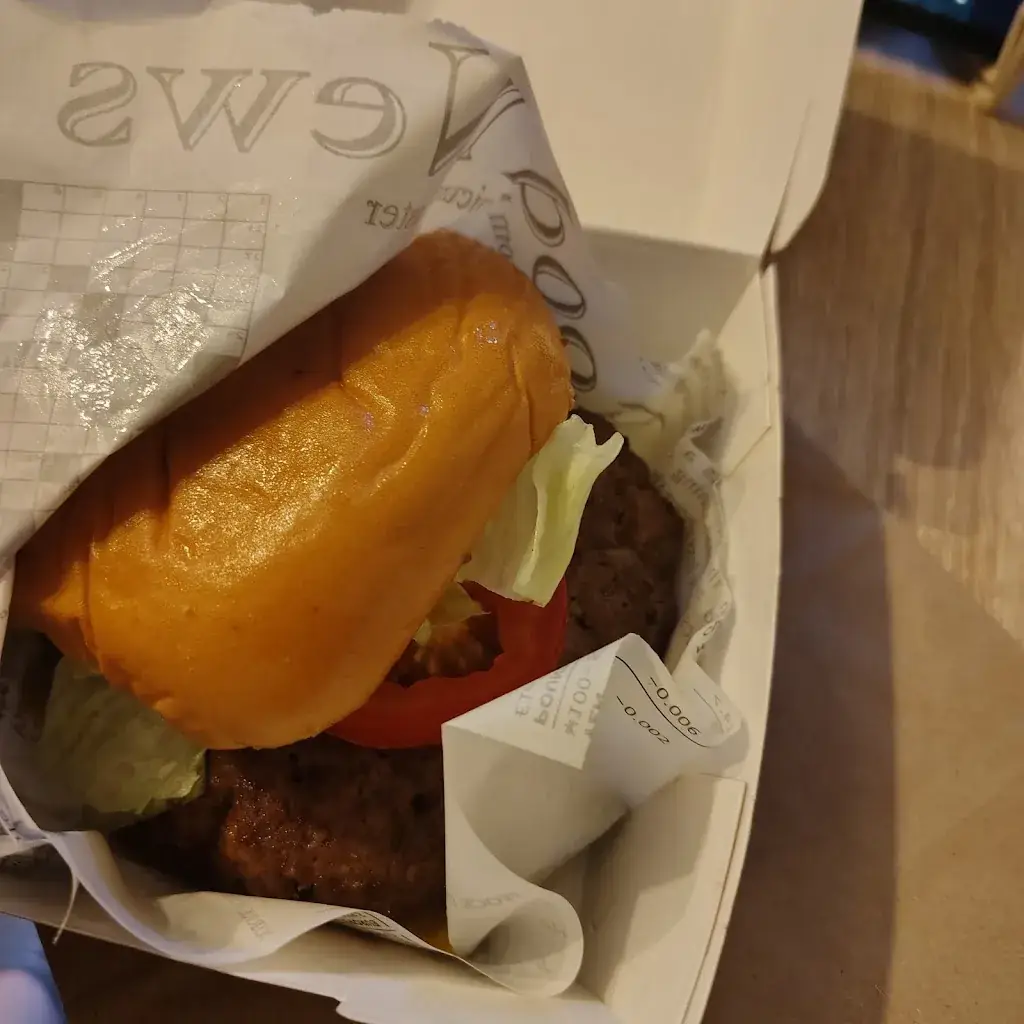 Gytis Šk_SMASH N' BOWL Senlis_Senlis_review