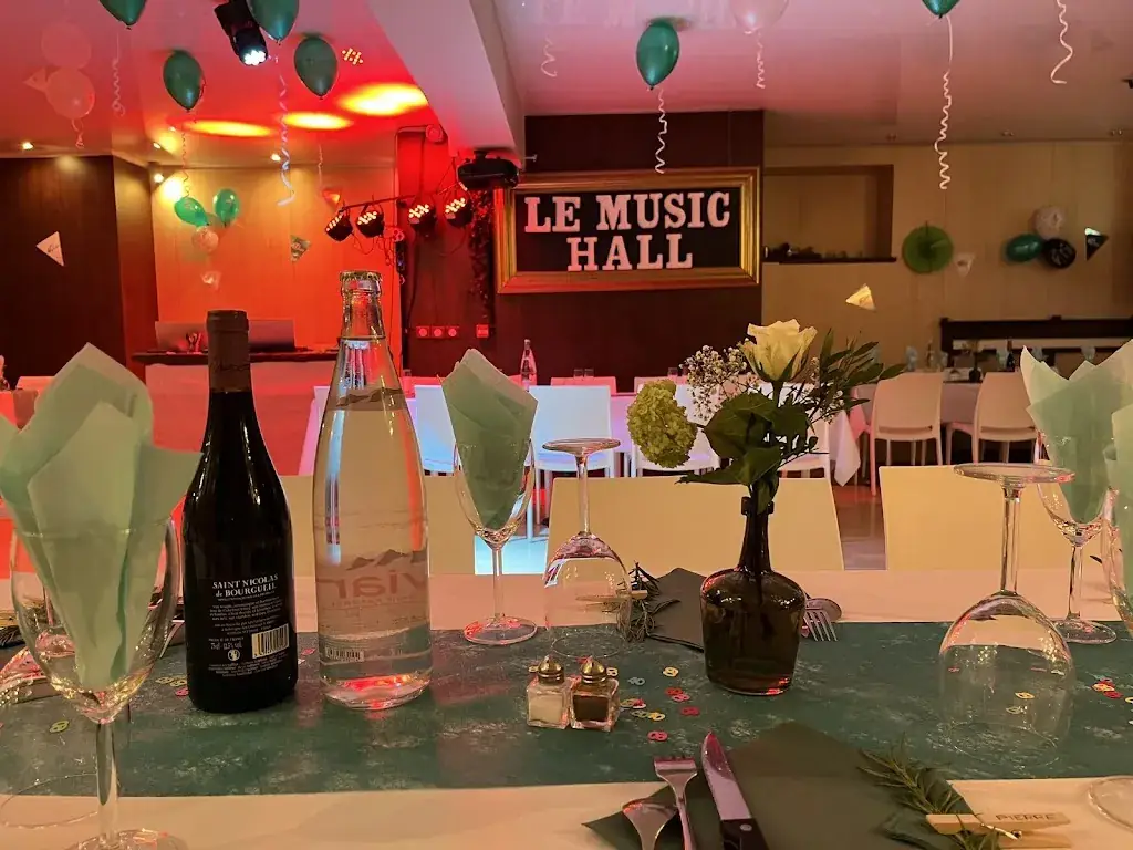 LE MUSIC HALL_Senlis_slider_image_1