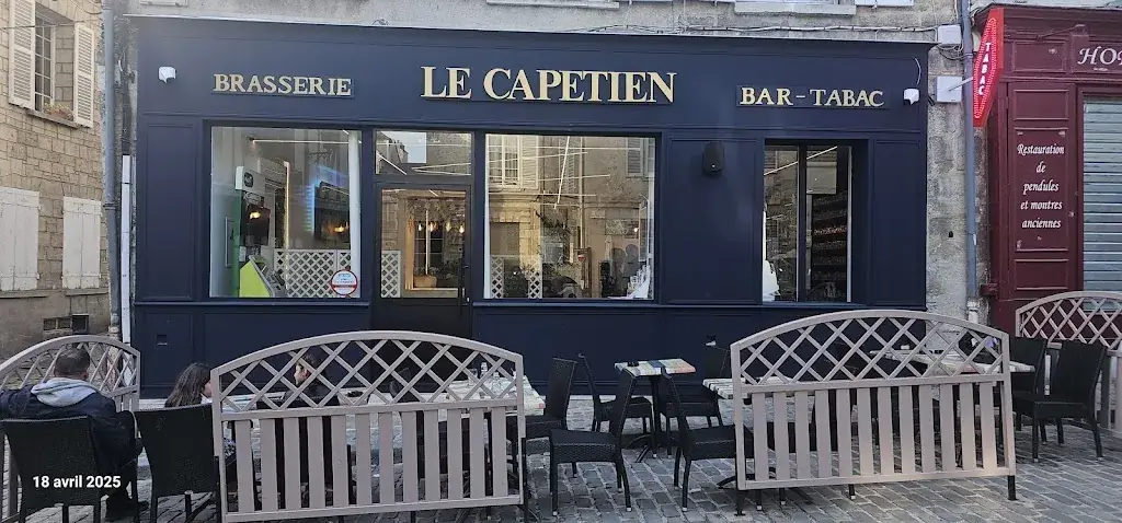 Le Capétien restaurant in Senlis