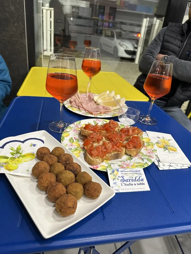 Camille Argentino_Saridda - L' Italie à table_Crolles_review