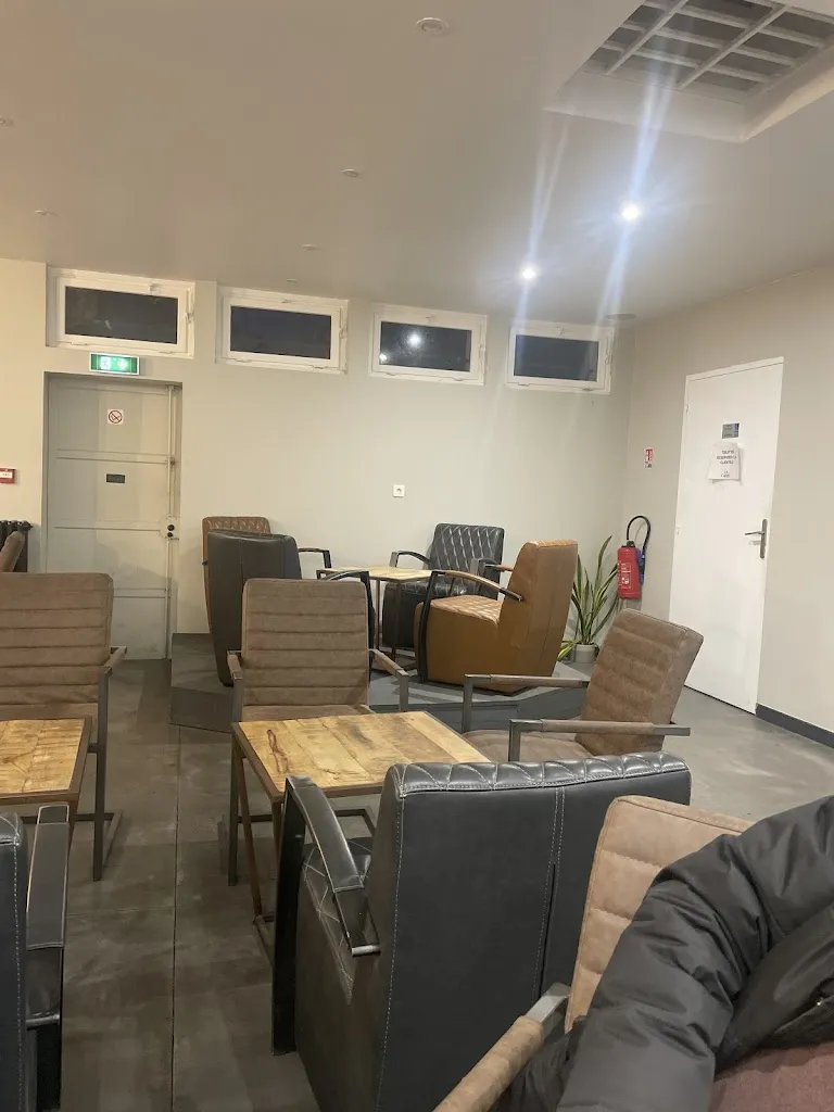 NIN TU_Le Cappy_Verberie_review