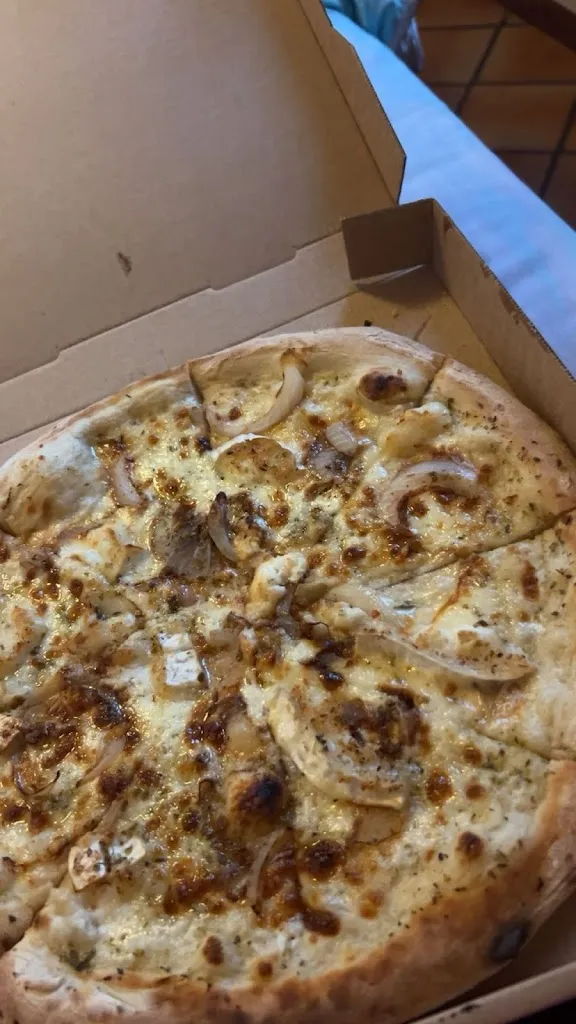 Steven van Gils_Pizza des Sablons_Villeneuve-les-Sablons_review