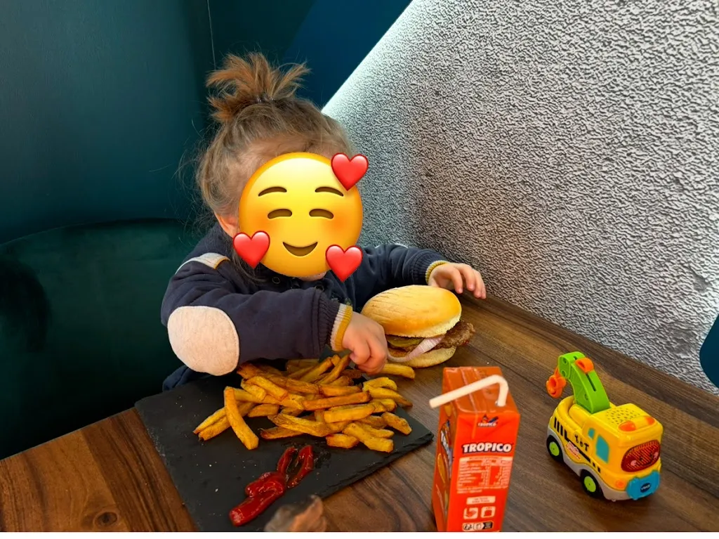 Allison Bels_LB SUPREME_Crolles_review