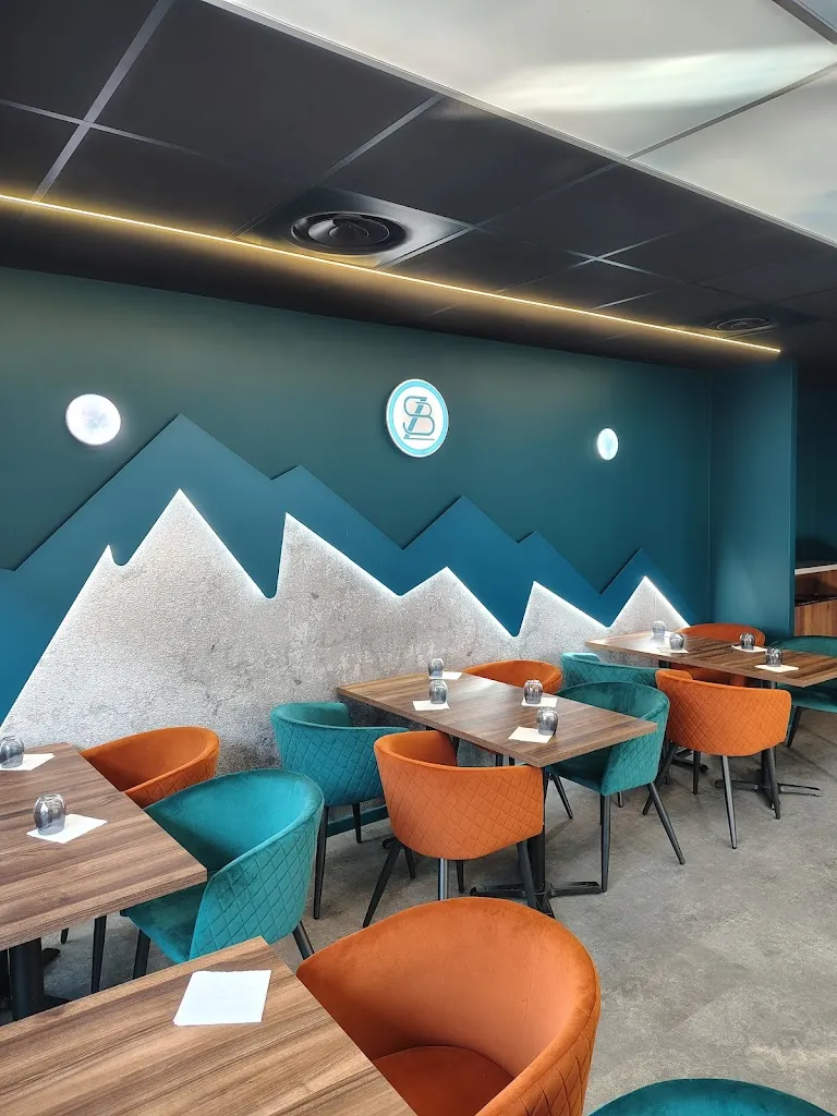 Omar K_LB SUPREME_Crolles_review