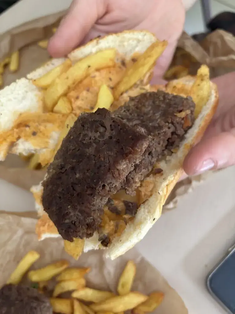 Lolita Milhes_Frites and Co_Vitry-en-Artois_review