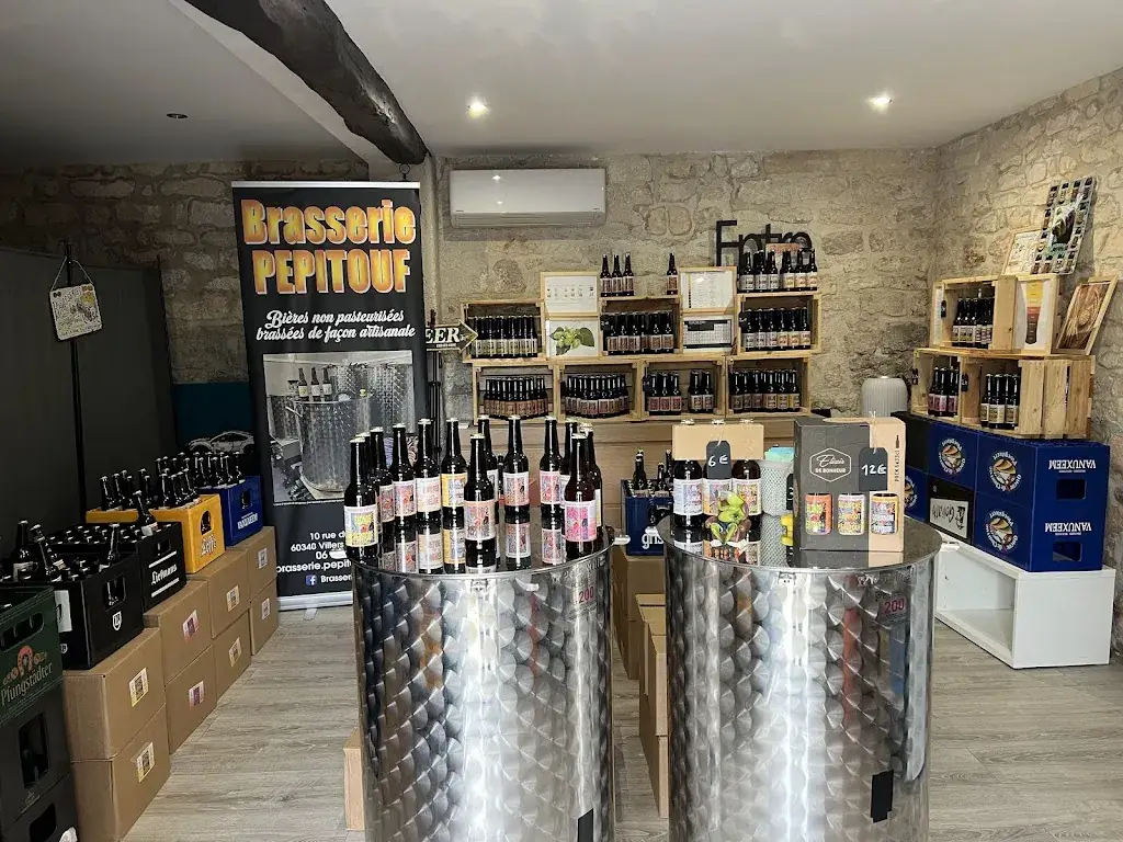 Brasserie PEPITOUF restaurant in Villers-sous-Saint-Leu