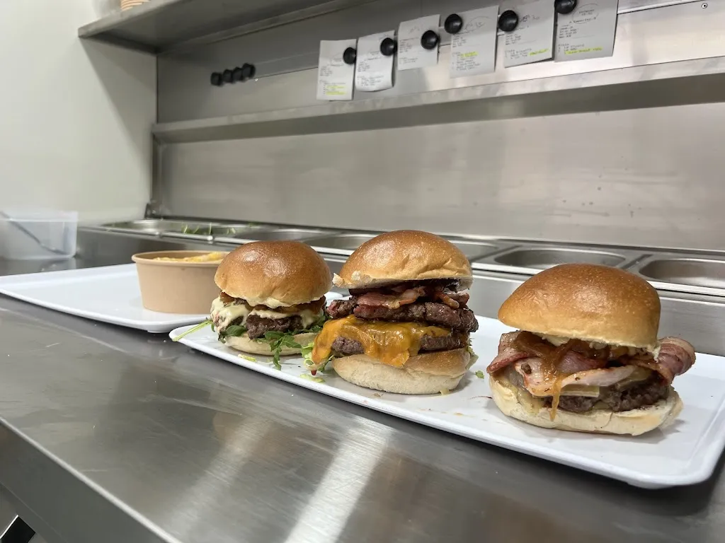 AU BURGER_Villers-sous-Saint-Leu_slider_image_1