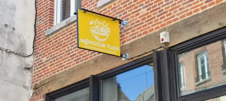 Monsieur Tuan restaurant in Vervins