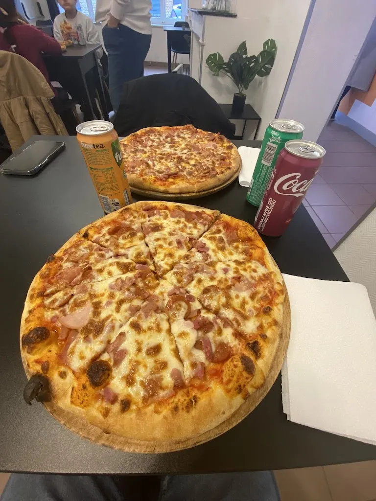 Emna Mcharek_Pronto Pizza_Vervins_review