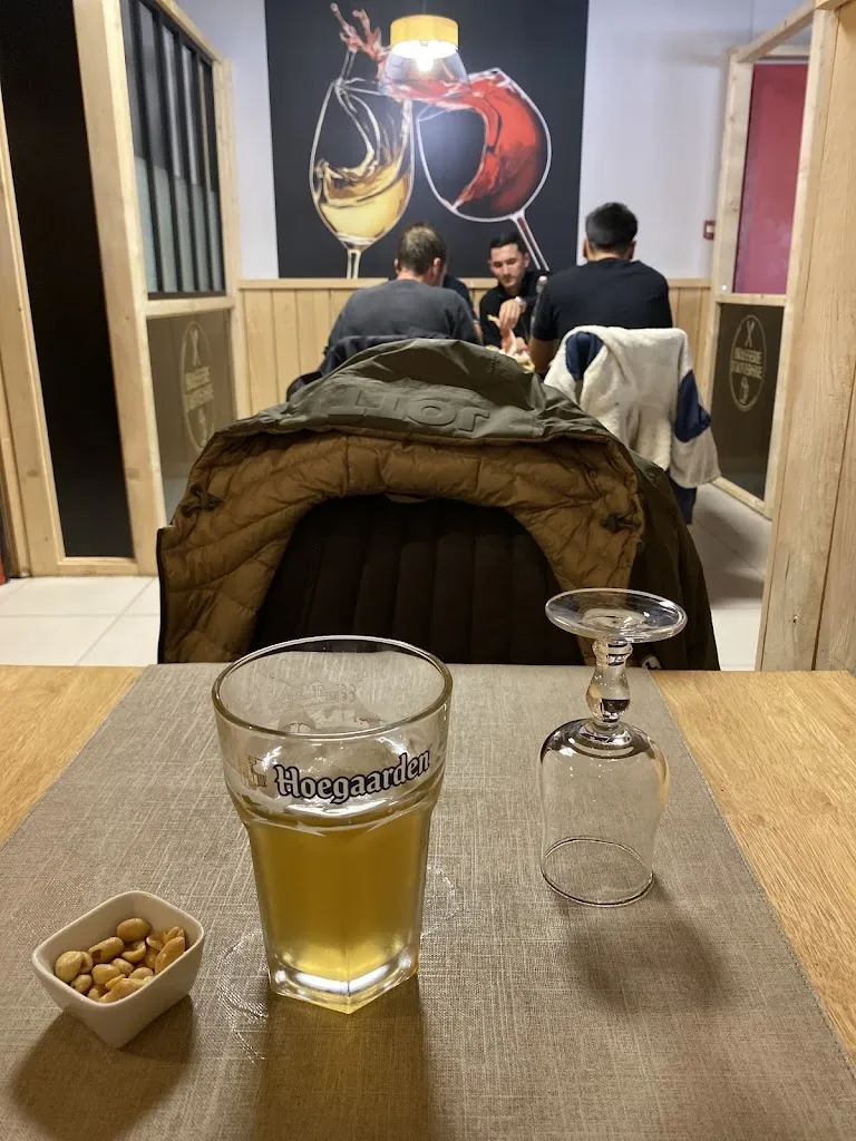 Stephane Monin_L'Auvergne_Cusset_recensione