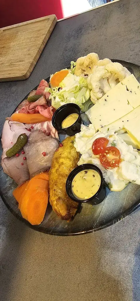 Restaurant PIZZERIA Il Pozzo_Lachapelle-aux-Pots_slider_image_3