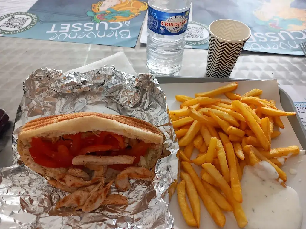 Menü_Cusset Le Splendide_Cusset_Bild_9