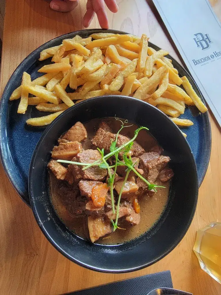 Ruiyao Huang_Bouchon et Houblon_Villers-Bocage_review