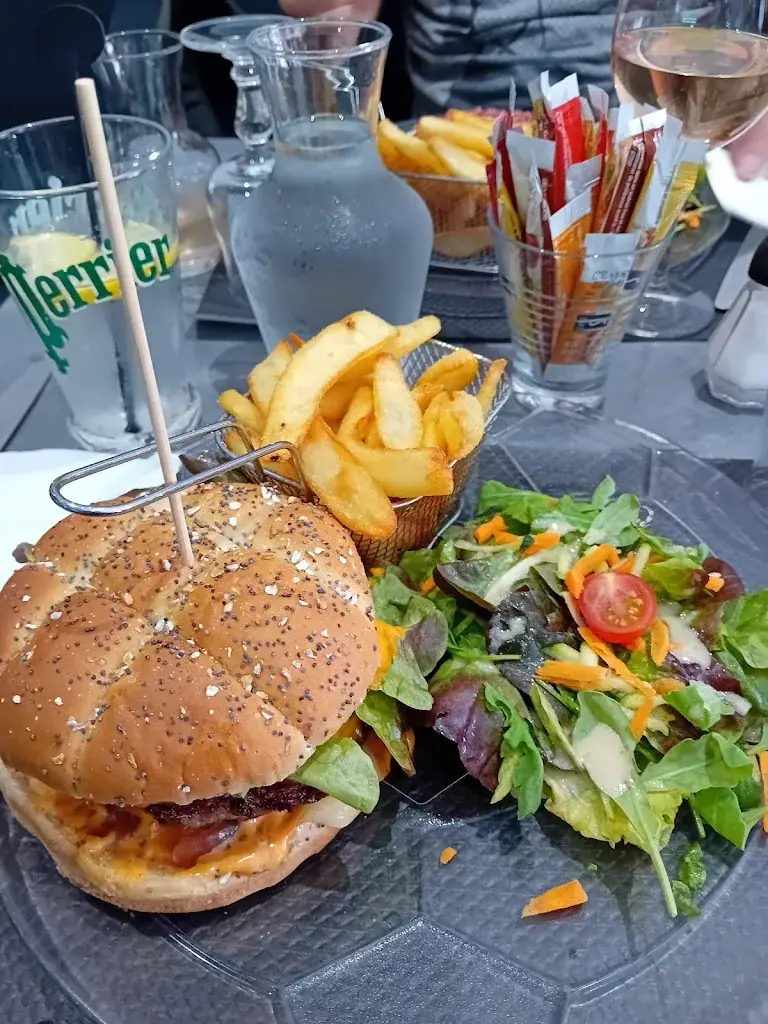 Menu_Le Victor Hugo_Cusset_image_9