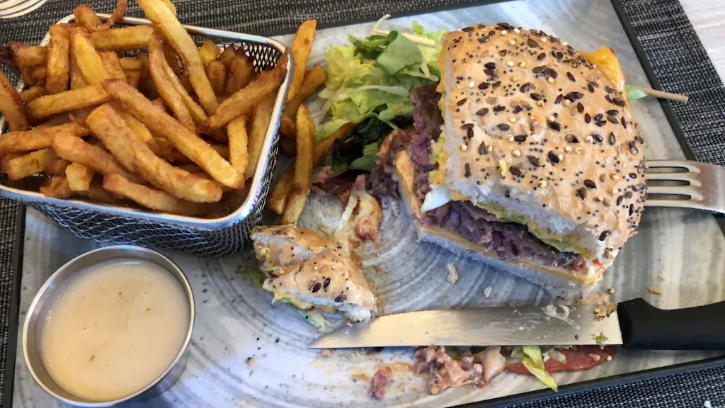 Pete Shaw_Au Vrai Normand Villers Bocage_Villers-Bocage_review