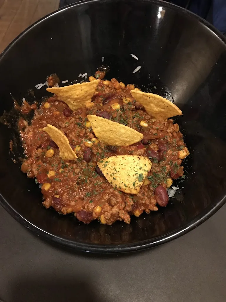 Trouble. Troci111_Le Ranch_Wimereux_review