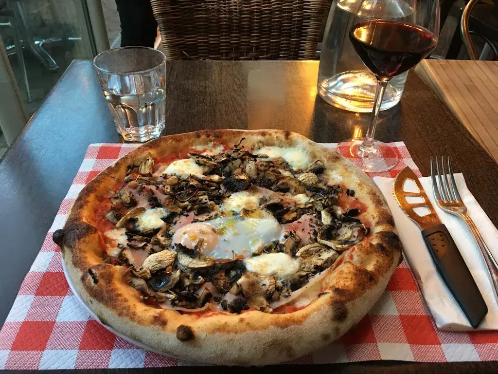 Paya The Cat_Per Lei Pizza_Diémoz_review