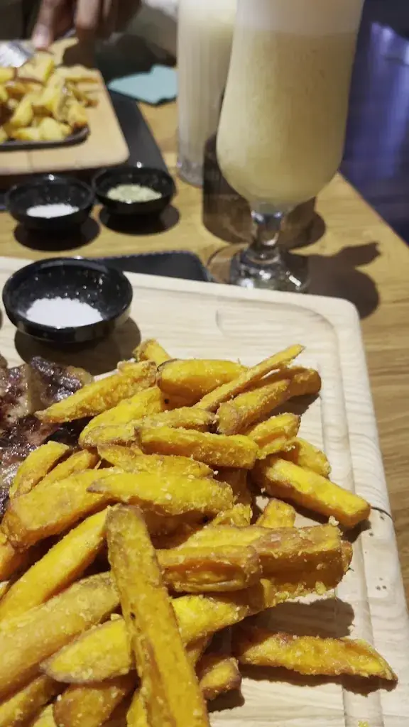 Restaurant La Braise Grill & Steak_Wattrelos_slider_image_2