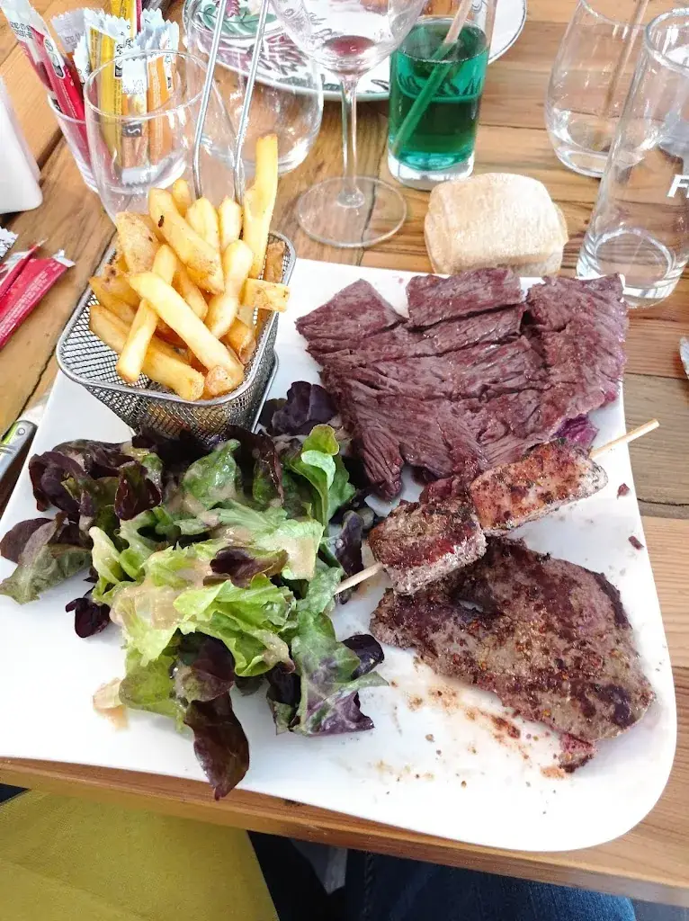 Pierre-Joseph Charbonnier_O Grand Mechant Loup_Dompierre-sur-Besbre_review