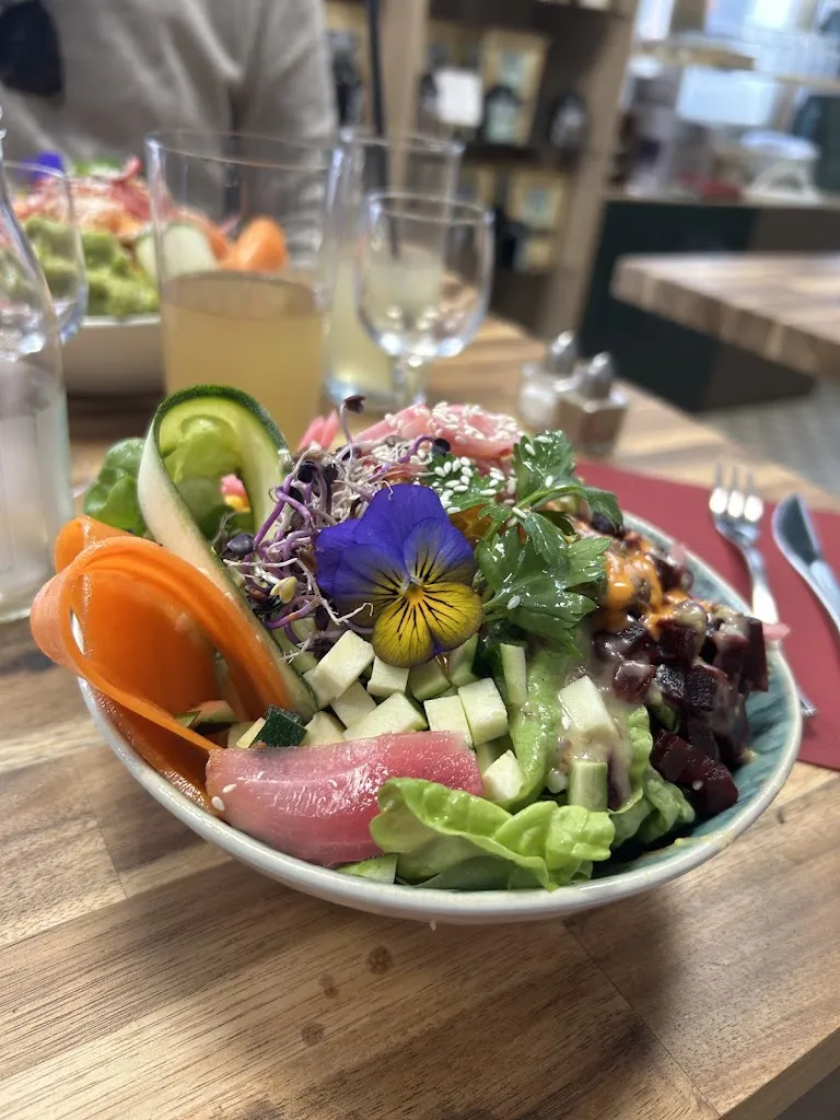 Christophe SEVIN_Les Favorites_Villers-Cotterêts_review