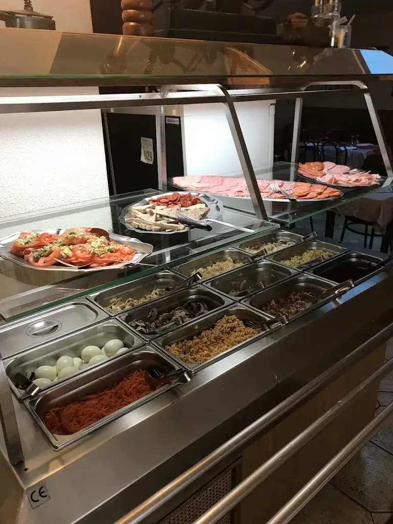 La Petite Auberge restaurant in Achères