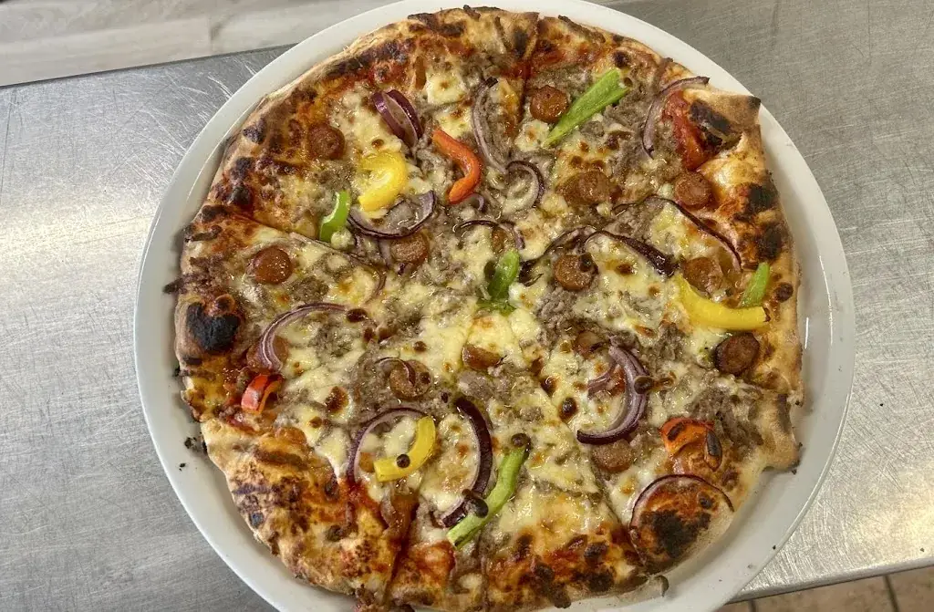 First Pizza_Saint-Arnoult-en-Yvelines_slider_image_2