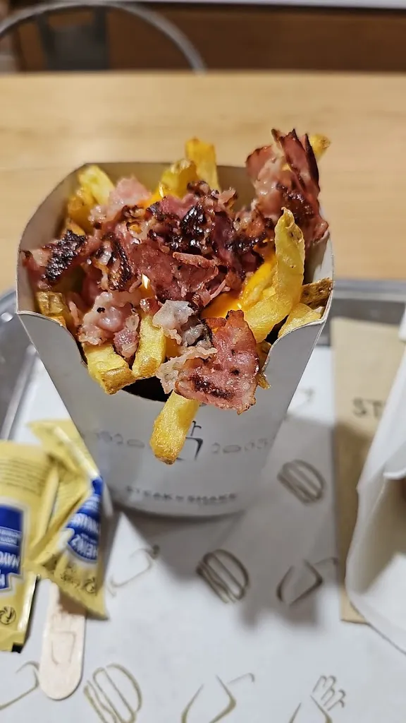 fabrice myard_Steak n' Shake - Aire d'Achères Ouest_Achères-la-Forêt_review