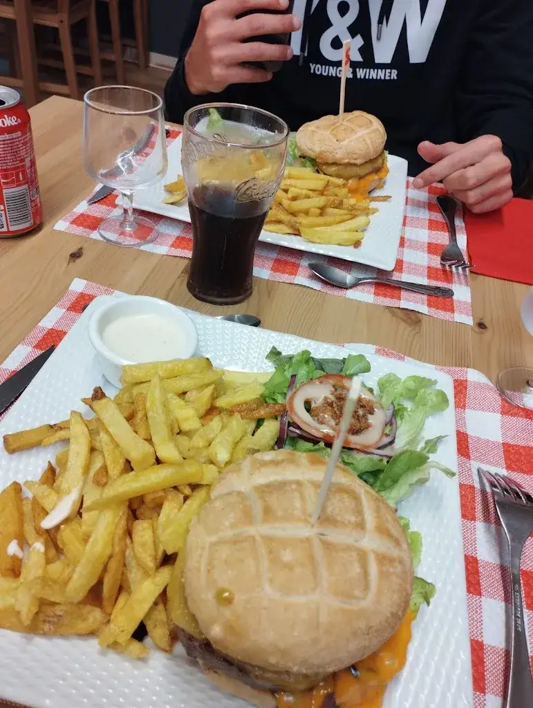 fabienne zunitow_La Biachette - Restaurant et magasin de producteur Montluçon_Désertines_review