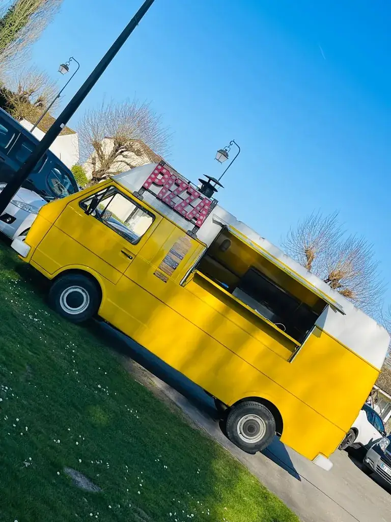 Mateo Atia_Pizza Chez Francesco_Arbonne-la-Forêt_review