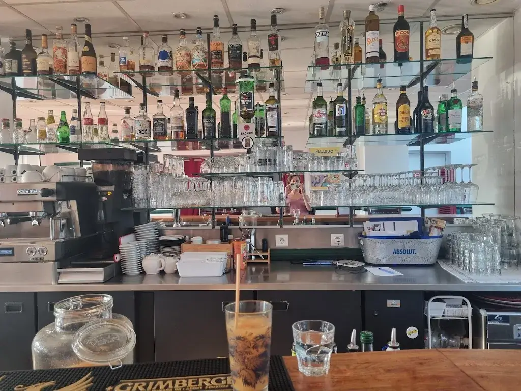 Barbara Mnd_Le Sabot Rouge_Limours_recensione