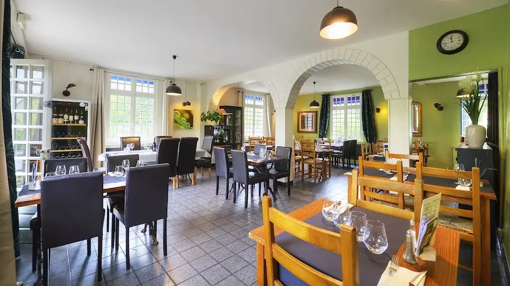 LES BROCHES DU VEXIN Au plaisir de régaler votre curiosité restaurant in Montgeroult