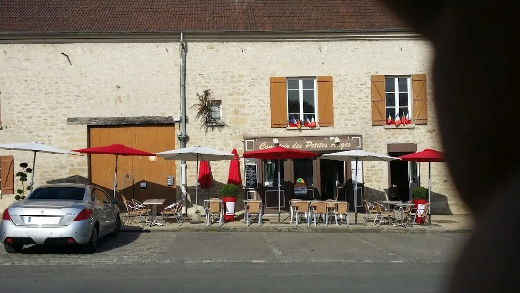 Les Petites Auges_Sagy_slider_image_3