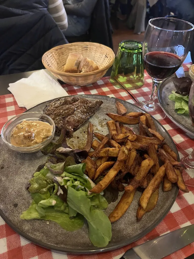 Aux Randonneurs_Longuesse_slider_image_2