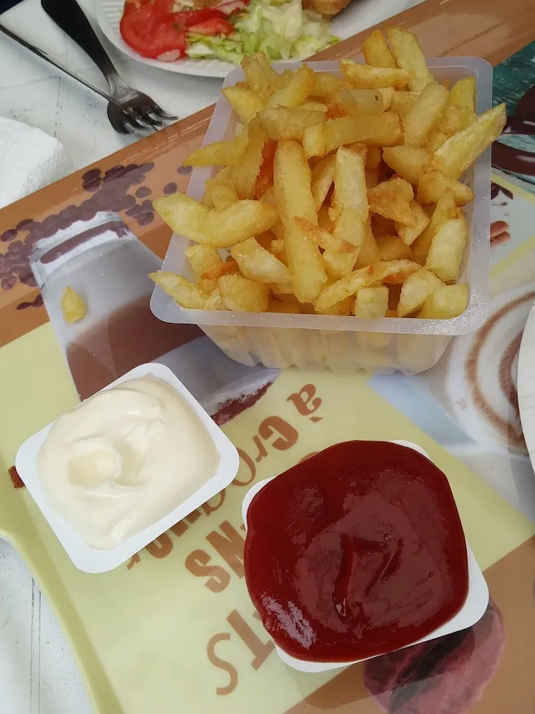 Friterie De La Source_Wissant_slider_image_3