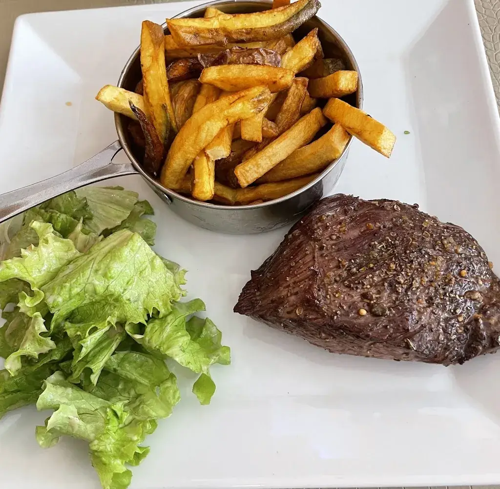 Louis Coquard_La salle a manger_Montluçon_review