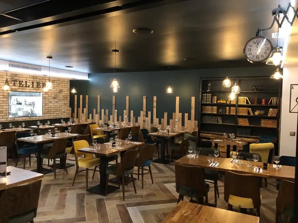 Bistrot de Diane restaurant in Claye-Souilly